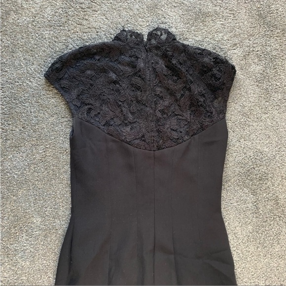 Frascara lace short sleeve flounce dress - Picture 8 of 8